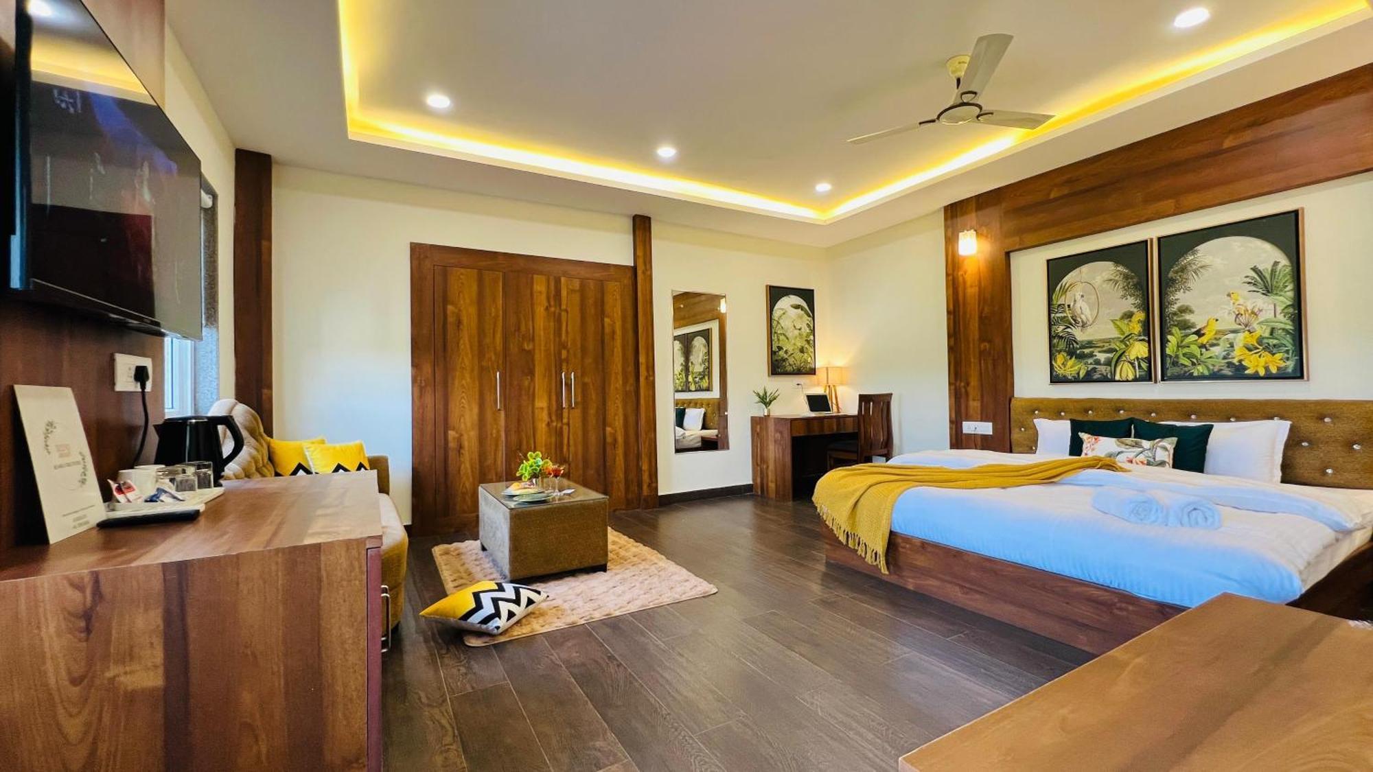Bluo Amani Vagator - Boutique Hotel Goa อันจูนา ภายนอก รูปภาพ