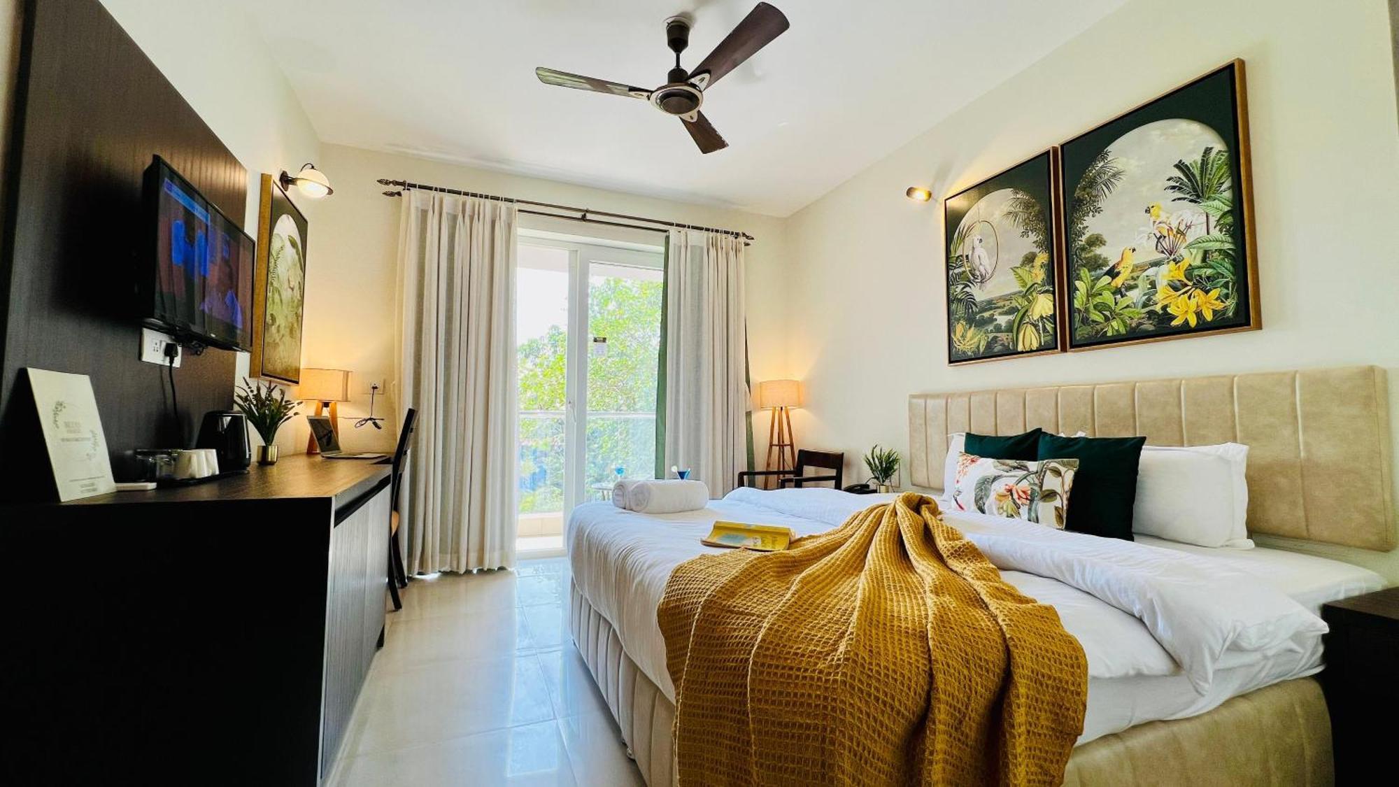 Bluo Amani Vagator - Boutique Hotel Goa อันจูนา ภายนอก รูปภาพ